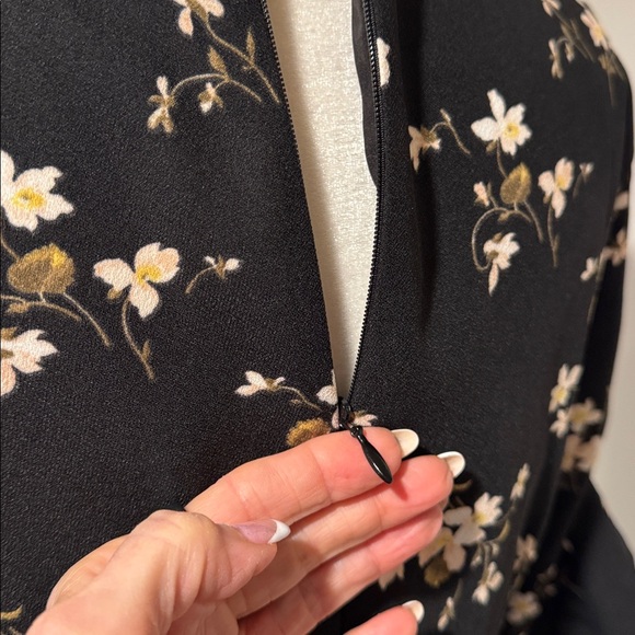 CLUB MONACO DRESS🖤🤍 - Picture 11 of 15